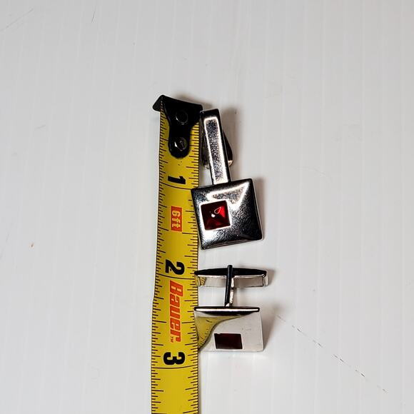 Incomplete Cufflink Tie Clip Set Red Rhinestone Silver Tone Vtg Unsigned 1.5" - Picture 3 of 3
